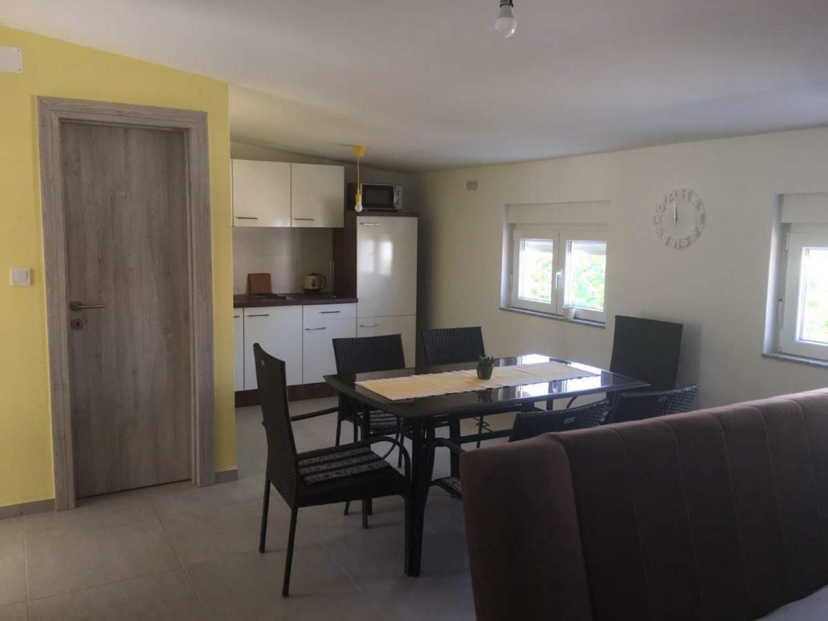 Apartman Bunaric Vir Exterior photo